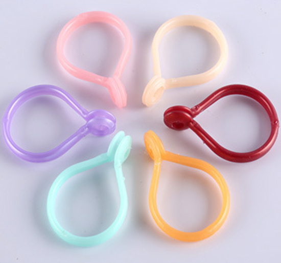 Plastic PP curtain hooks